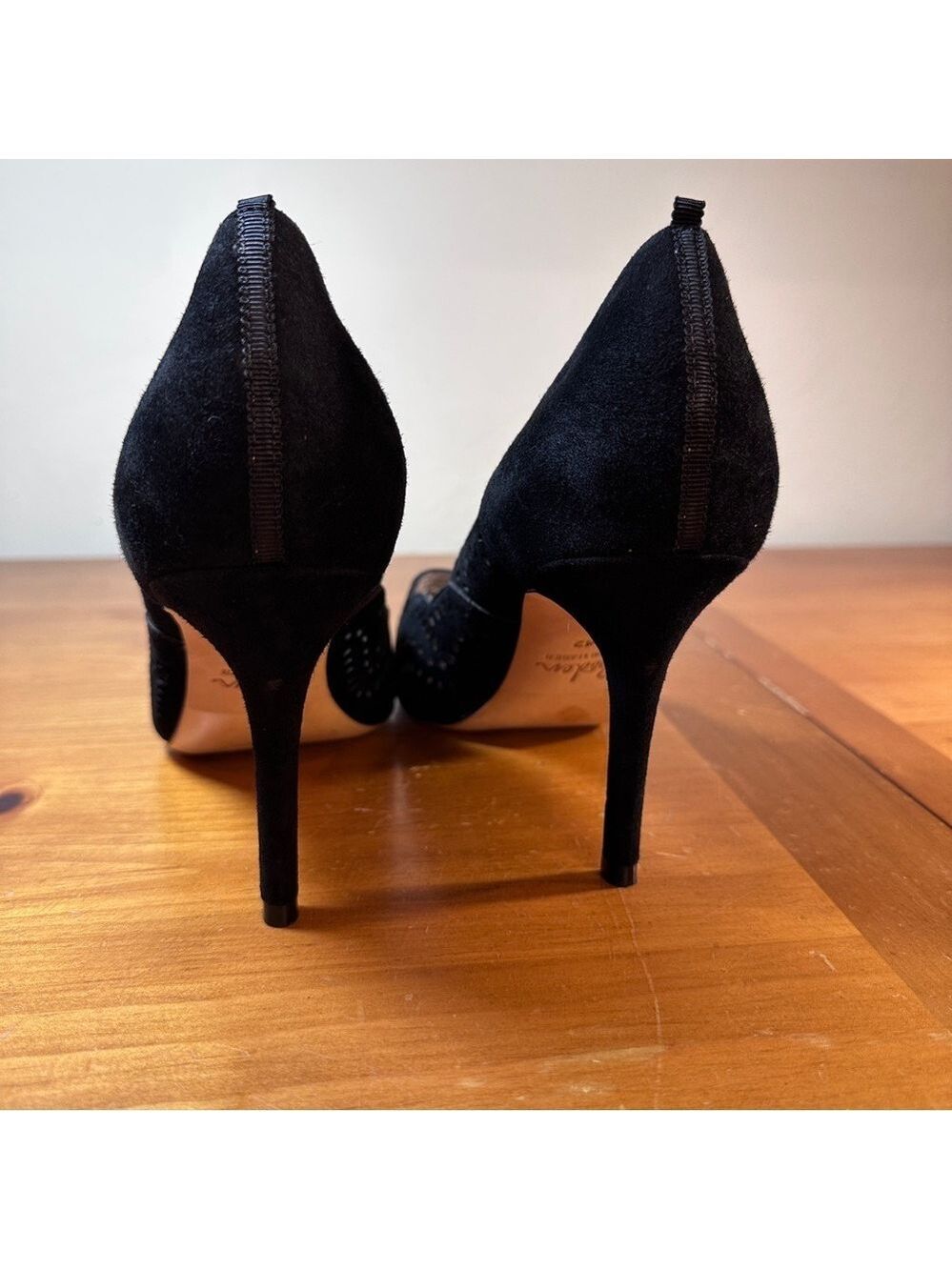 Boden Black Leather Heels - Picture 5 of 10